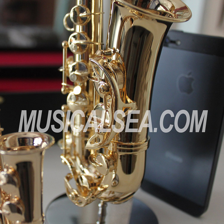 saxophone model